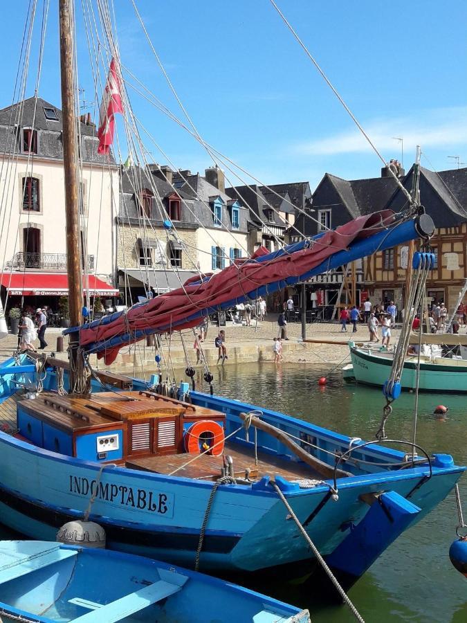 Studio Vue Sur Le Port Saint Goustan Classe 3 Etoiles! Auray Exterior photo